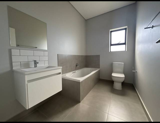 2 BEDROOM APARTMENT FOR SALE IN HARTLAND LIFESTYLE ESTATE